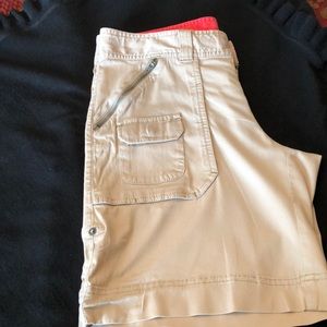 Athleta Ladies Cargo Shorts
